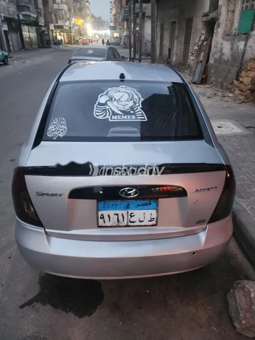 Hyundai Accent 2010 Silver Used for Sale - 4