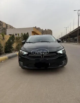 فيات تيبو 2021 أخضر غامق مستعملة للبيع