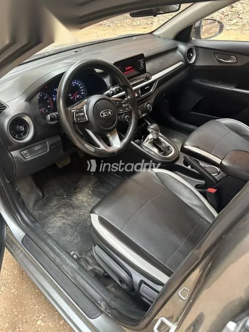 Kia Cerato 2021 Silver Used for Sale - 4