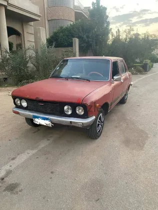 فيات 132 1974 أحمر مستعملة للبيع