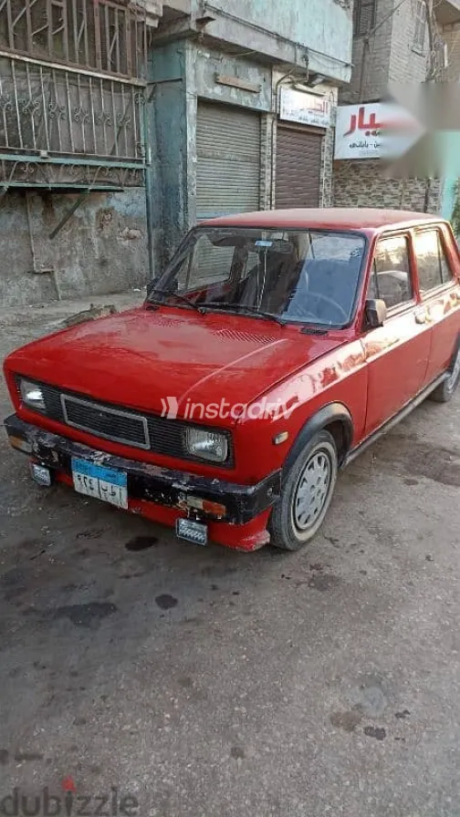 فيات 128 1977 أحمر مستعملة للبيع - 1