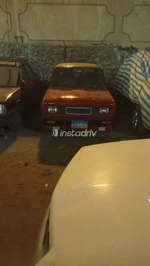 فيات 128 1977 أحمر مستعملة للبيع - 5