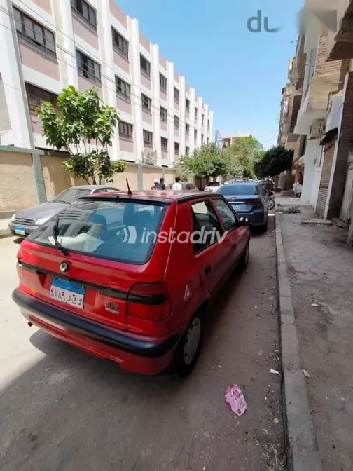 سكودا فيليشيا 2000 أحمر مستعملة للبيع - 5