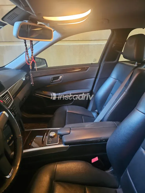 مرسيدس E 200 2013 أبيض مستعملة للبيع - 1