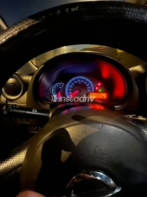 نيسان صنى 2013 أسود مستعملة للبيع - 4