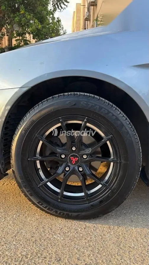 ميتسوبيشي لانسر 2016 رمادي مستعملة للبيع - 8