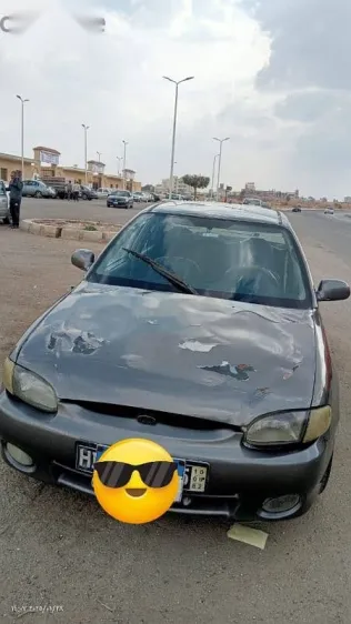 هيونداي اكسنت 1999 بني مستعملة للبيع