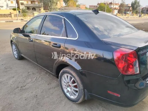 Chevrolet Optra 2011 Black Used for Sale - 3