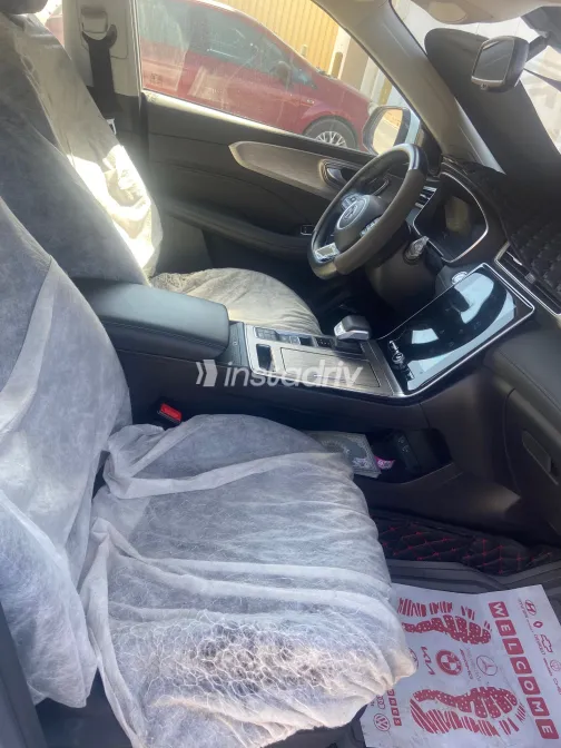 ام جى ار اكس 5 بلس 2024 أبيض مستعملة للبيع - 1