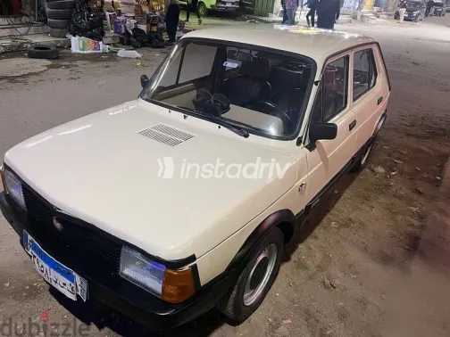 فيات 127 1983 بيج مستعملة للبيع - 1