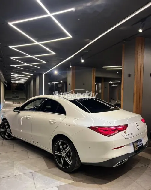 مرسيدس CLA 200 2022 أبيض مستعملة للبيع - 6