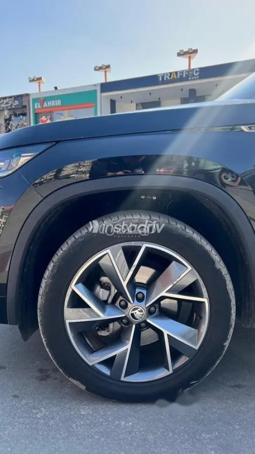 سكودا كودياك 2024 أبيض مستعملة للبيع - 2