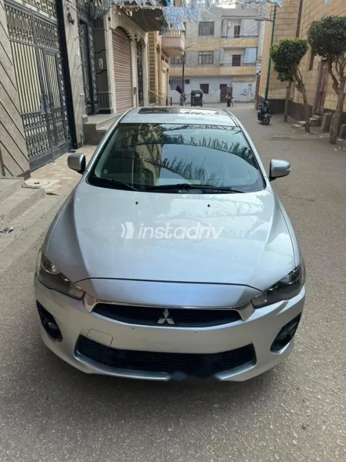ميتسوبيشي لانسر اى اكس شارك 2016 فضي مستعملة للبيع - 1