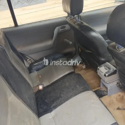 سكودا فيليشيا 1995 سماوي مستعملة للبيع - 4