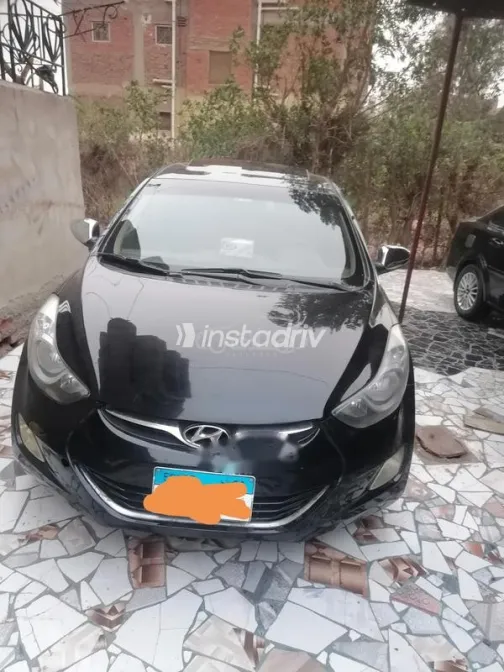 هيونداي إلنترا ام دى 2012 أسود مستعملة للبيع - 4