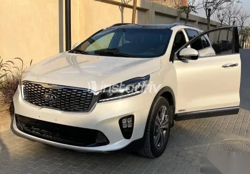 Kia Sorento 2019 White Used for Sale - 1