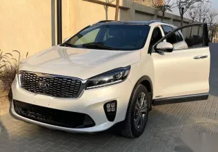 Kia Sorento 2019 White Used for Sale