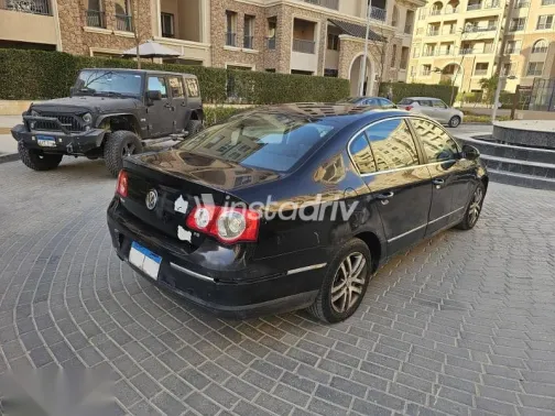 Volkswagen Passat 2007 Black Used for Sale - 3