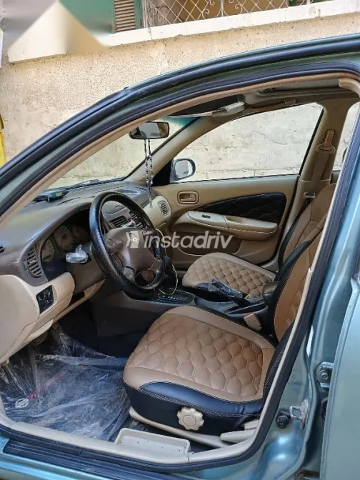 نيسان صنى 2002 أزرق غامق مستعملة للبيع - 10