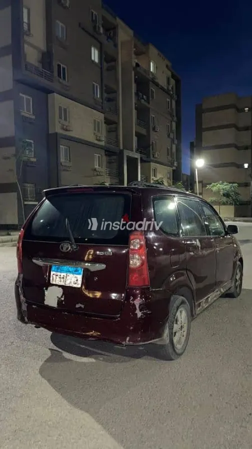 Toyota Avanza 2008 Red Used for Sale - 9