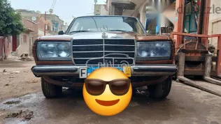 مرسيدس 200 1977 بني مستعملة للبيع