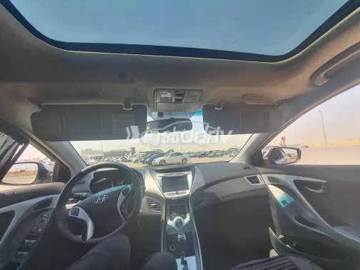 هيونداي افانتي 2012 فضي مستعملة للبيع - 6