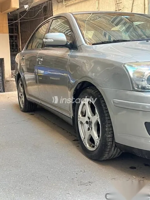 تويوتا أفنسيس 2007 فضي مستعملة للبيع - 9