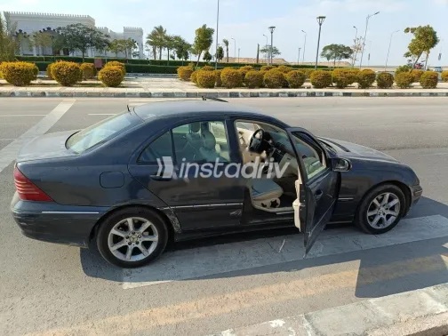 مرسيدس C 180 2005 بترولي مستعملة للبيع - 5