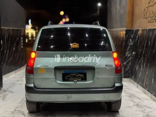 هيونداي ماتريكس 2008 أبيض مستعملة للبيع - 8