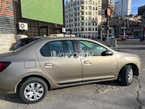 Renault Logan 2021 Gold Used for Sale - 5