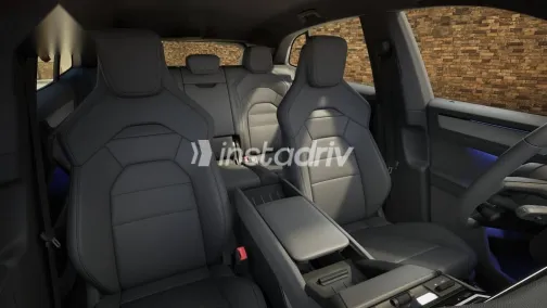 بورش كايين 2026 ذهبي جديدة للبيع - 7