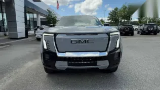 جى ام سى سييرا 2025 رمادي جديدة للبيع