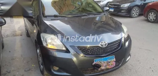 تويوتا ياريس 2007 رمادي مستعملة للبيع - 7