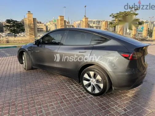 تسلا موديل 3 2023 رمادي مستعملة للبيع - 2