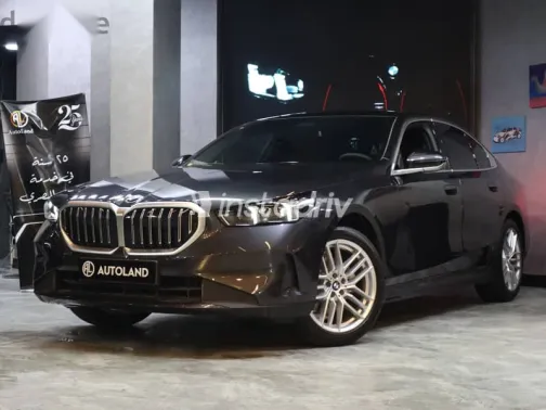 بي ام دبليو 520 2025 رمادي جديدة للبيع - 1