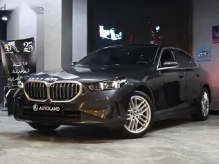 بي ام دبليو 520 2025 رمادي جديدة للبيع
