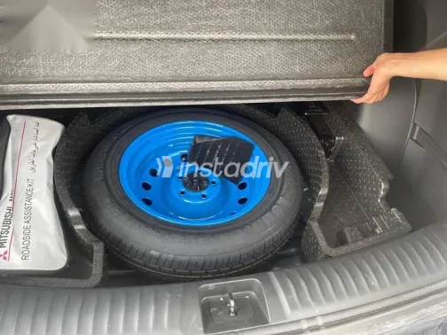 كي جي ام توريس 2023 أزرق غامق مستعملة للبيع - 4