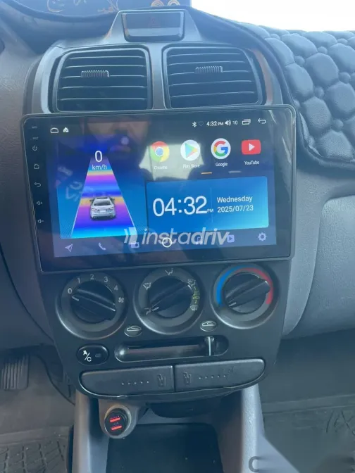 هيونداي فيرنا 2013 فضي مستعملة للبيع - 10