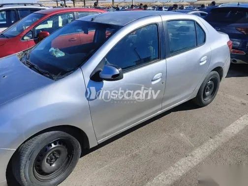 Renault Logan 2016 Silver Used for Sale - 1