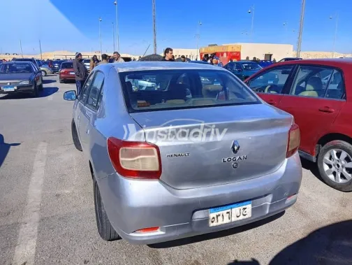 Renault Logan 2016 Silver Used for Sale - 4