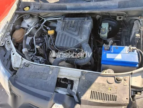 Renault Logan 2016 Silver Used for Sale - 5