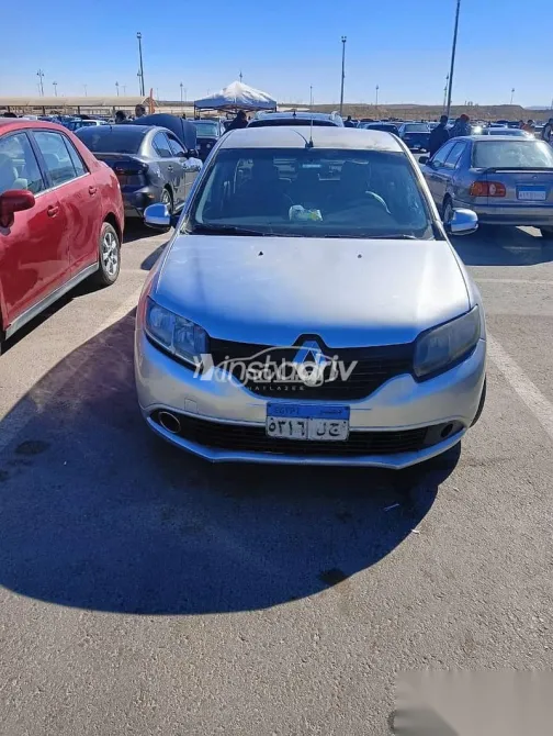 Renault Logan 2016 Silver Used for Sale - 8