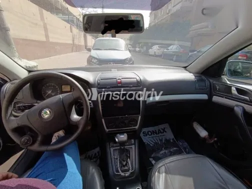 سكودا اوكتافيا 2006 فضي مستعملة للبيع - 7