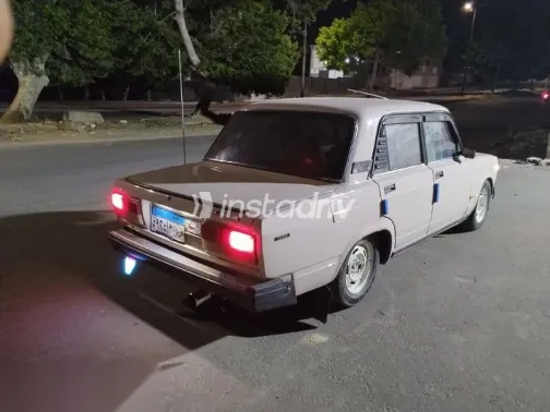 لادا 2107 1992 بيج مستعملة للبيع - 4