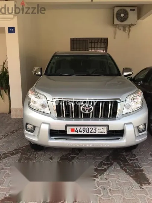 تويوتا برادو 2013 فضي مستعملة للبيع - 1