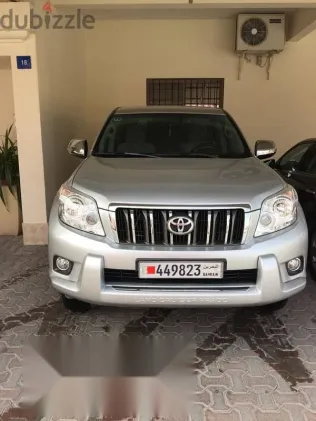 تويوتا برادو 2013 فضي مستعملة للبيع