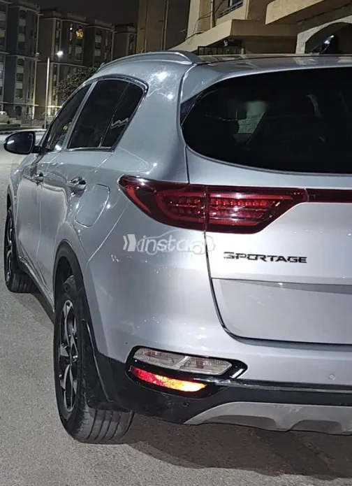 Kia Sportage 2021 White Used for Sale - 6