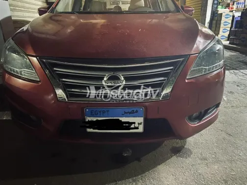 نيسان سنترا 2020 أحمر غامق مستعملة للبيع - 8