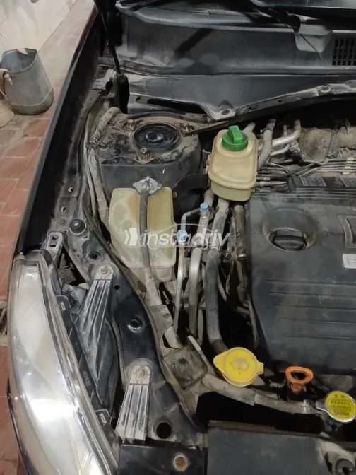 شيرى تيجو 2017 أبيض مستعملة للبيع - 2