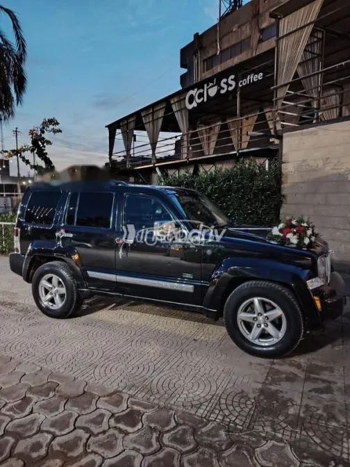 Jeep Cherokee 2010 Black Used for Sale - 3